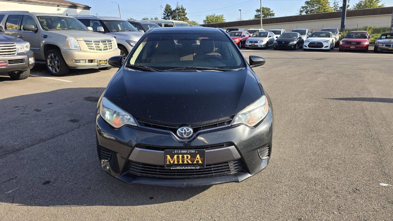Used 2015 Toyota Corolla LE FWD image 2