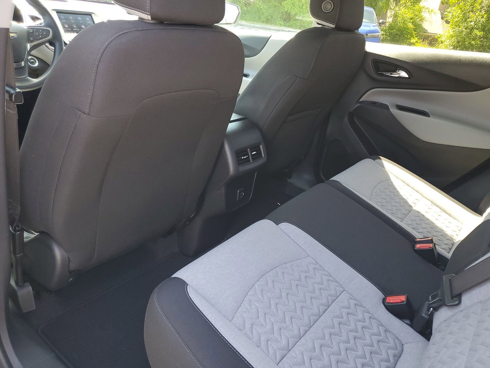 Used 2023 Chevrolet Equinox LS w/ LS Convenience Package image 22