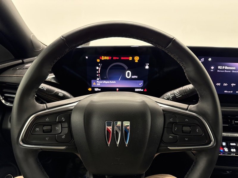 Used 2024 Buick Envista Avenir image 25