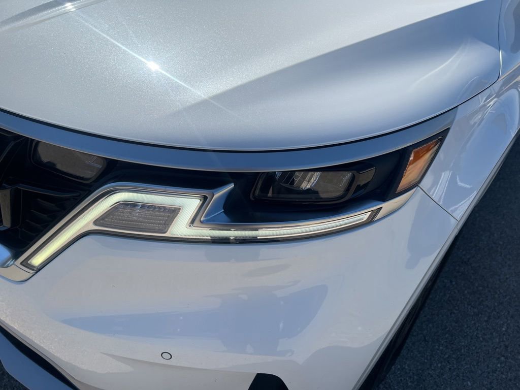 Used 2022 Kia Carnival EX FWD image 27