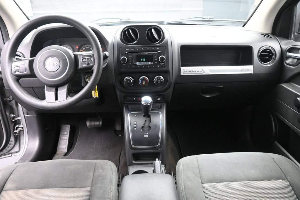 Used 2016 Jeep Compass Sport FWD image 9