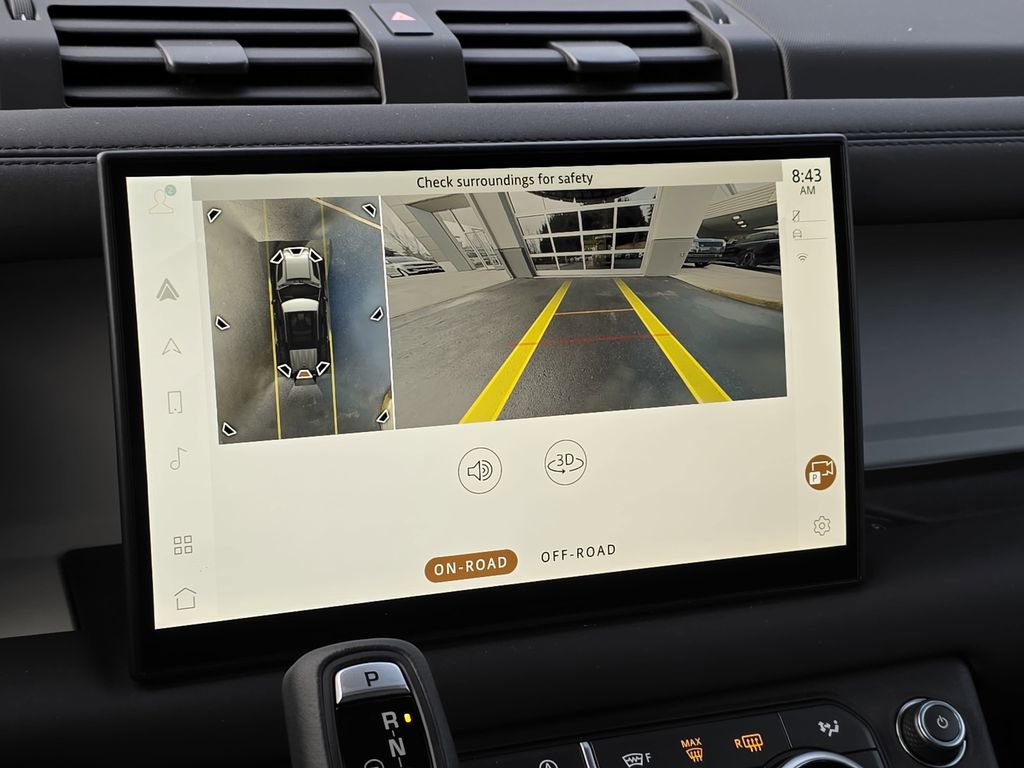 Used 2025 Land Rover Defender 110 S image 22