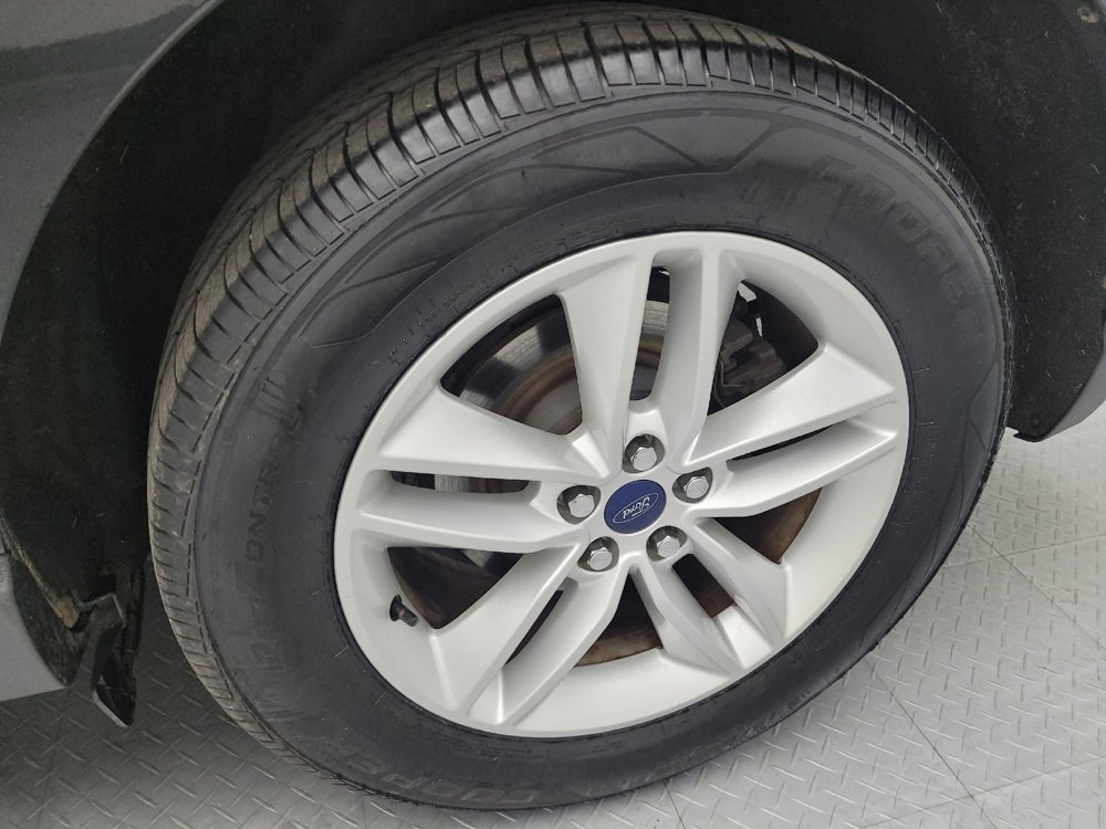 Used 2015 Ford Edge SEL w/ Equipment Group 201A AWD/4WD image 31