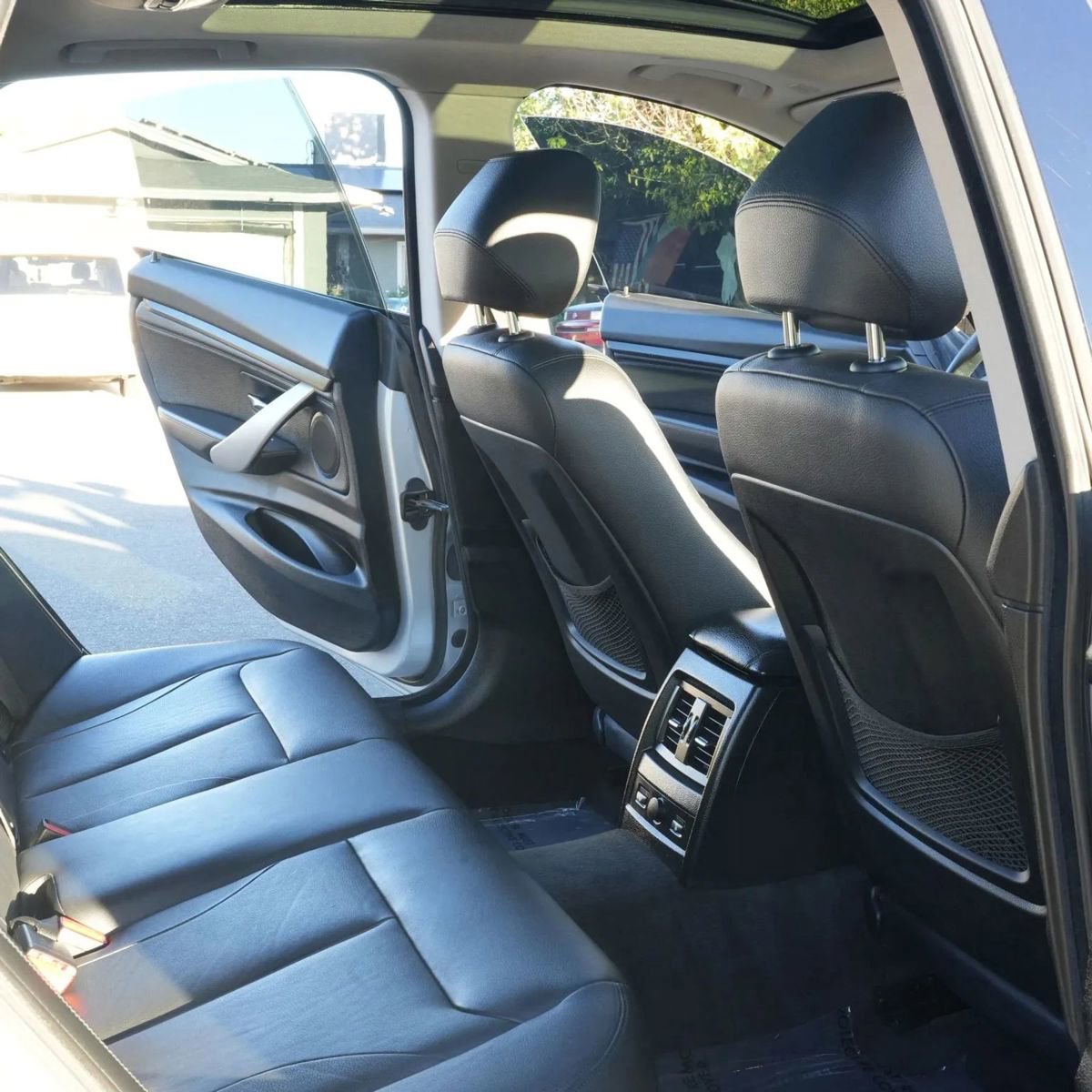 Used 2014 BMW 328i Gran Turismo xDrive image 13