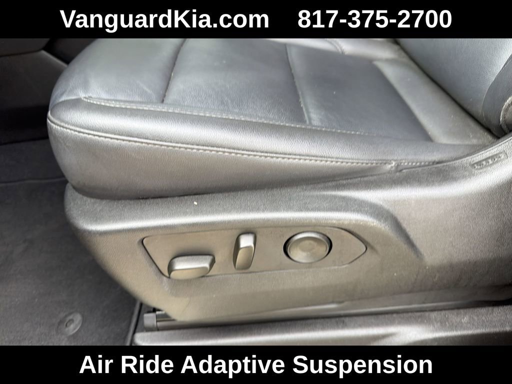 Used 2023 Chevrolet Tahoe Z71 AWD/4WD image 16