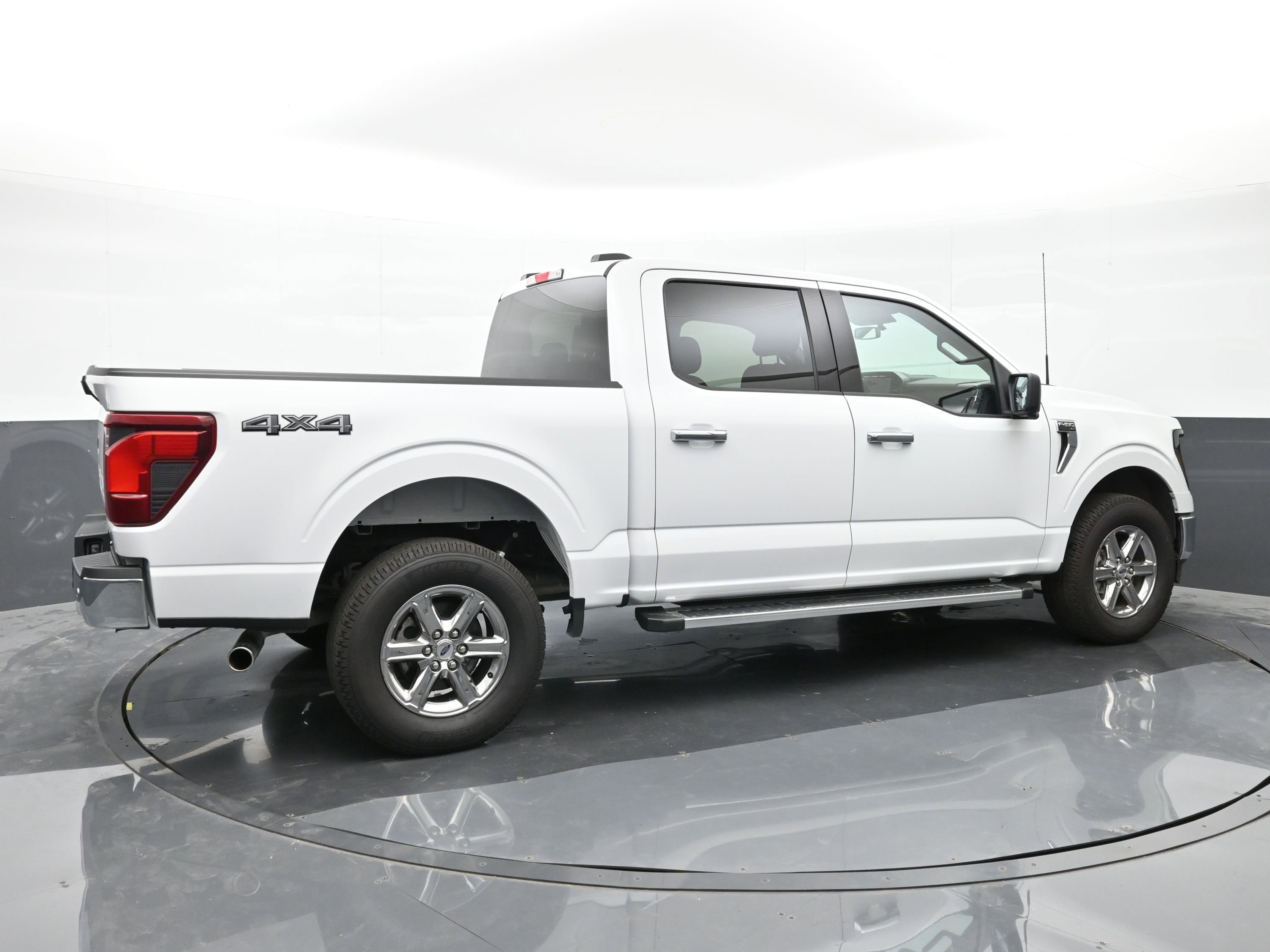 Used 2024 Ford F150 XLT image 8