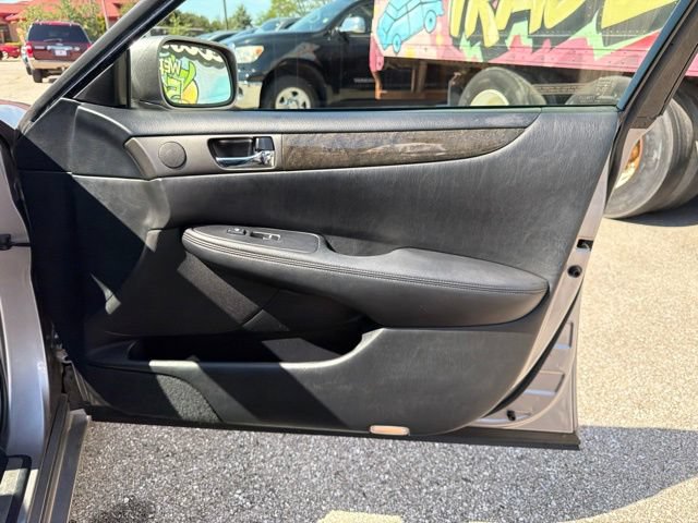 Used 2004 Lexus ES 330 w/ Premium Pkg FWD image 31