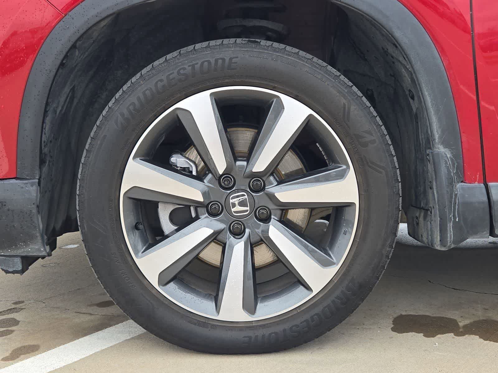 Used 2024 Honda Pilot Elite image 12
