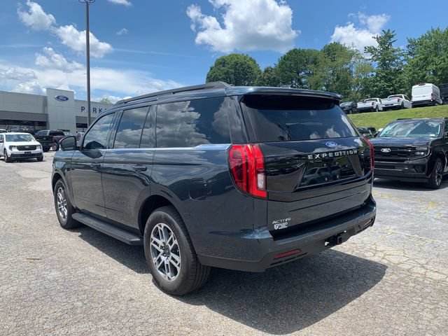 New 2025 Ford Expedition Active RWD image 6