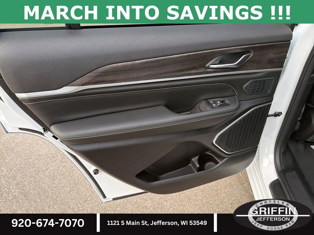 New 2026 Jeep Grand Cherokee L Limited image 19