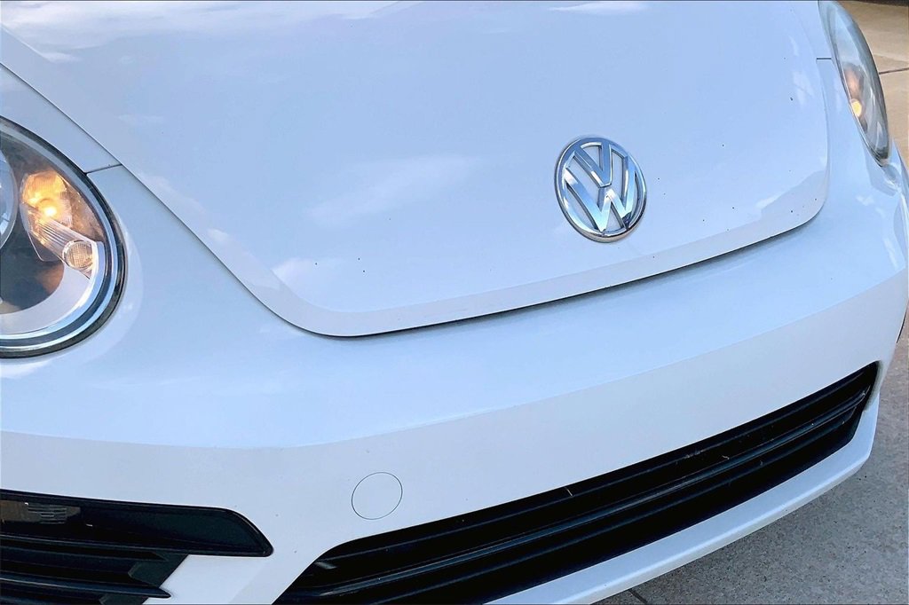 Used 2017 Volkswagen Beetle 1.8T S image 26