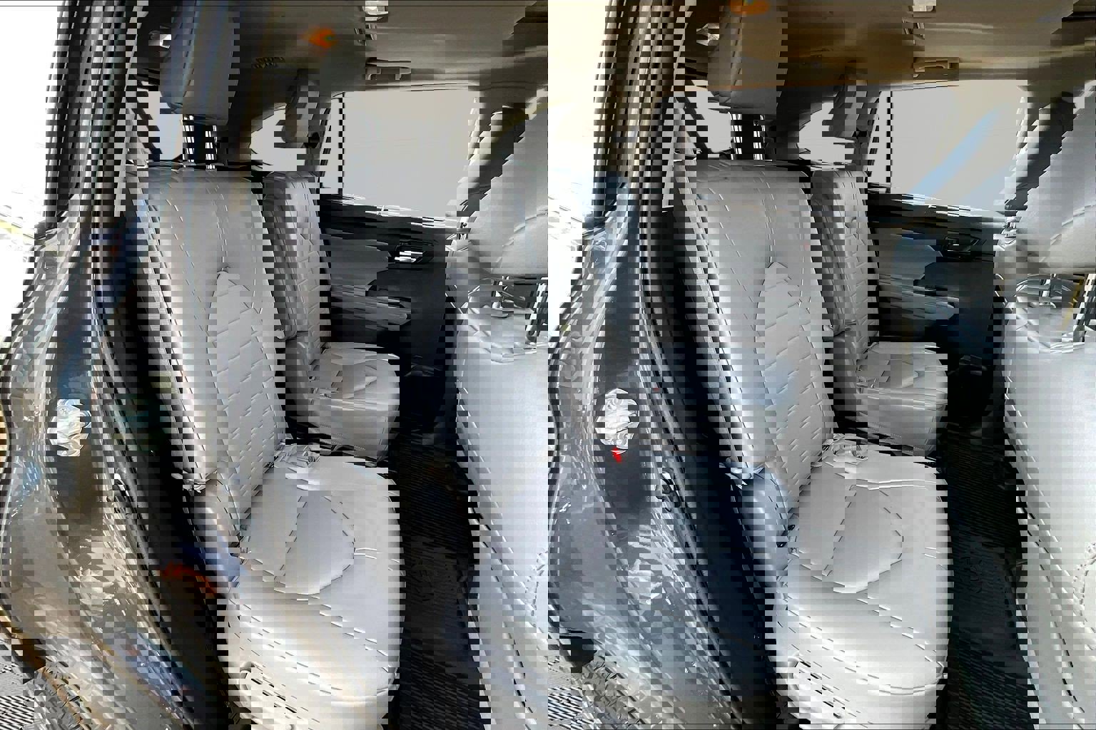 Used 2023 Toyota Highlander XLE image 24