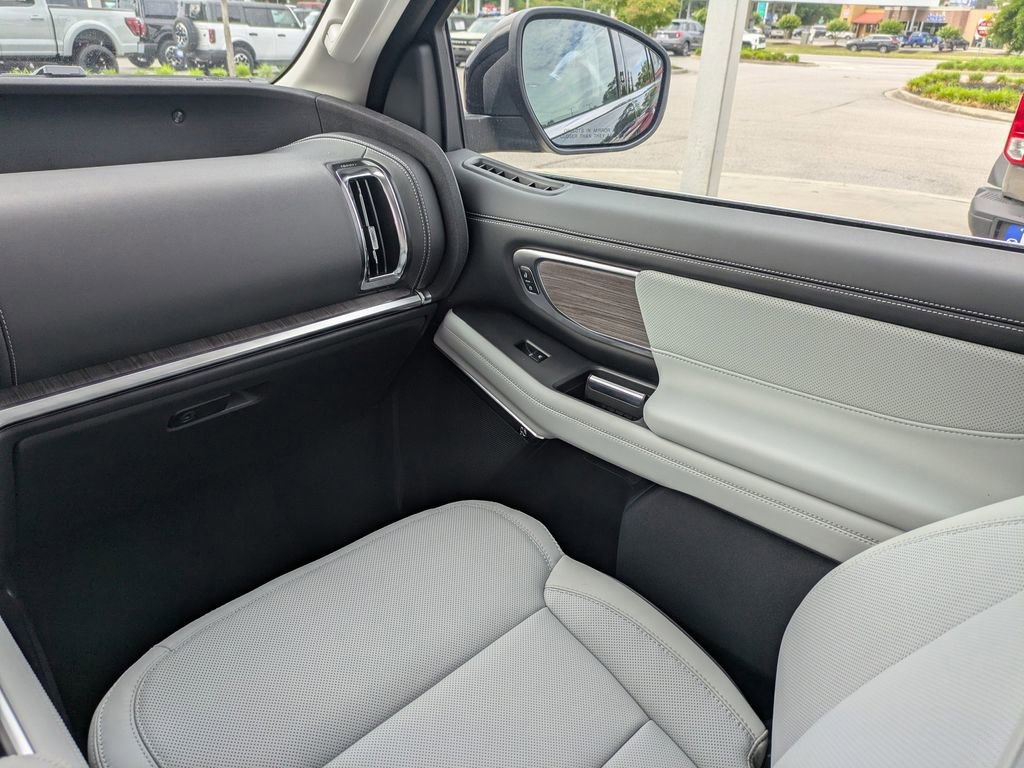 New 2026 Ford Expedition Platinum AWD/4WD image 20