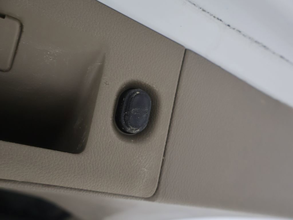 Used 2018 Chevrolet Suburban Premier AWD/4WD image 23