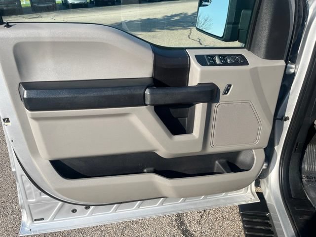 Used 2016 Ford F150 XL w/ Equipment Group 101A Mid AWD/4WD image 18