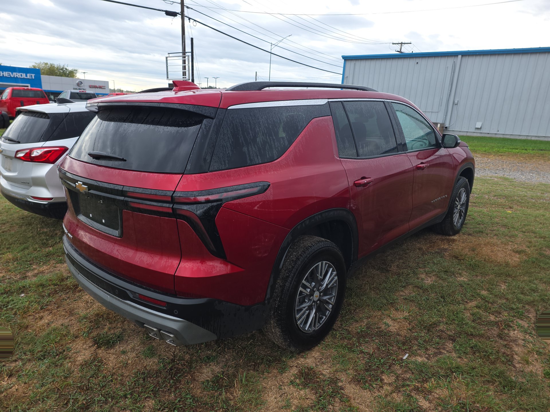 Used 2026 Chevrolet Traverse LT AWD/4WD image 6