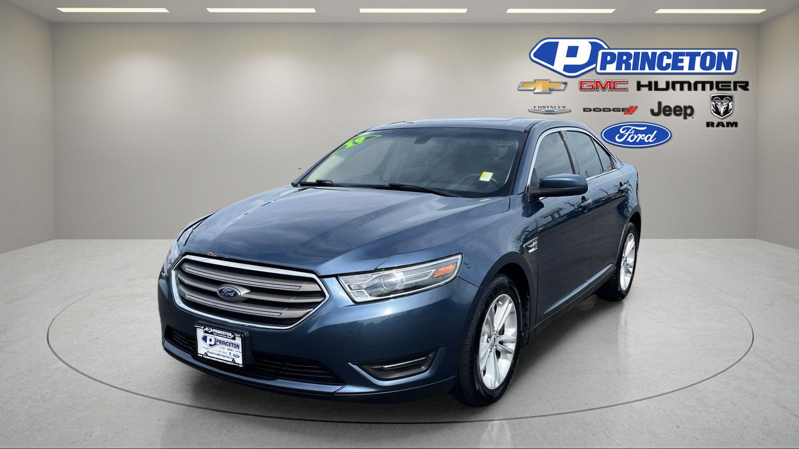 Used 2019 Ford Taurus SEL w/ Equipment Group 201A AWD/4WD image 3