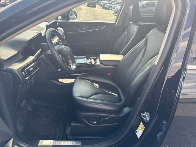 Certified 2023 Lincoln Nautilus AWD w/ Premium Package image 13