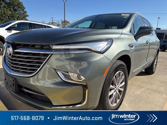 Used 2023 Buick Enclave Essence AWD/4WD image 1