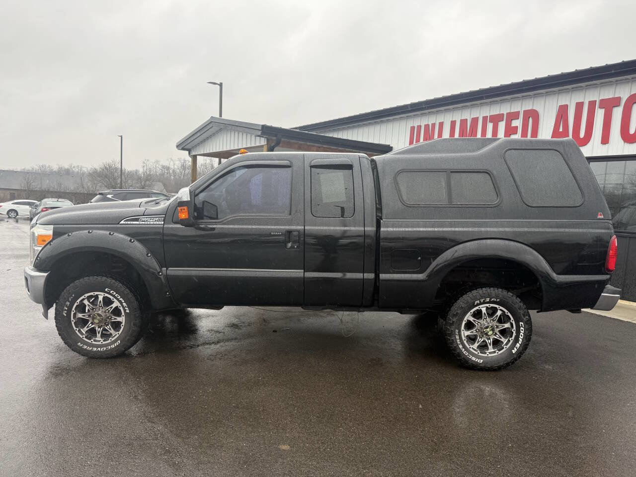 Used 2015 Ford F250 Lariat w/ Chrome Package image 12