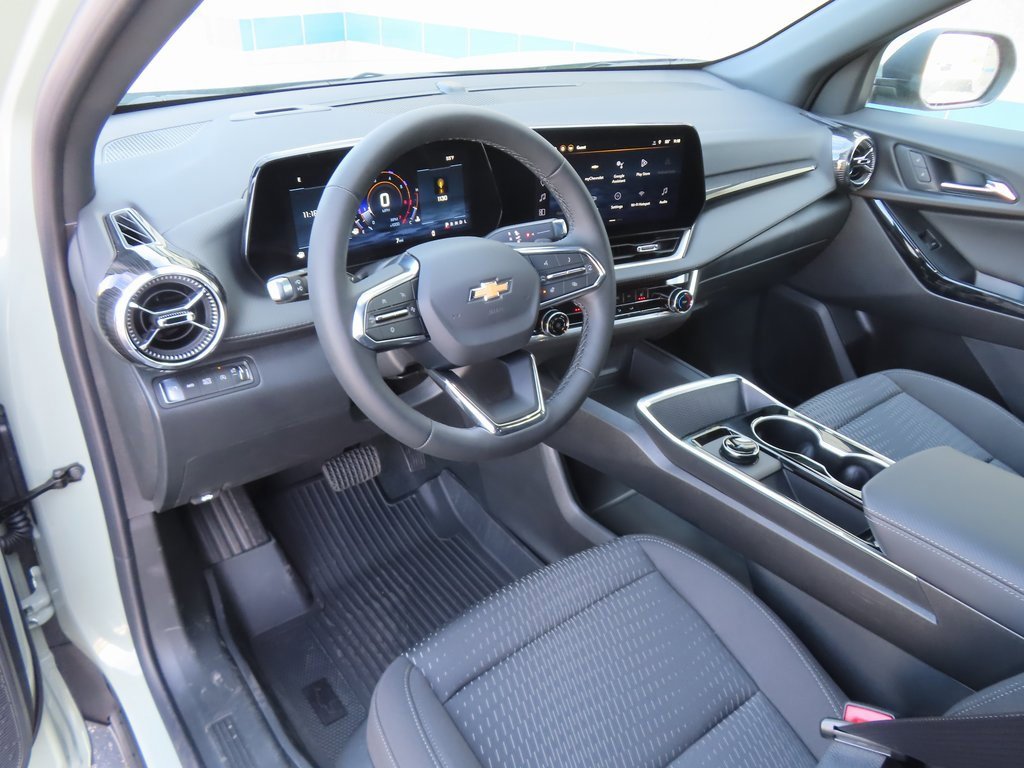 New 2026 Chevrolet Equinox LT w/ LPO, Floor Liner Package image 19