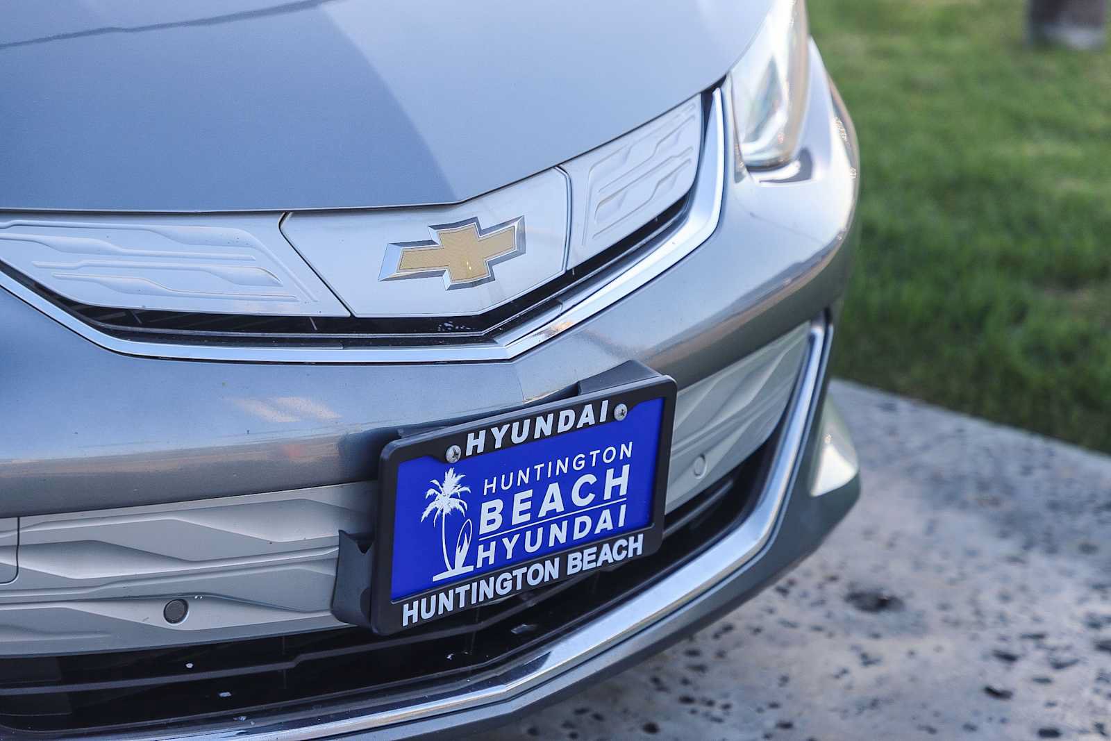 Used 2018 Chevrolet Volt Premier w/ Driver Confidence Package FWD image 5