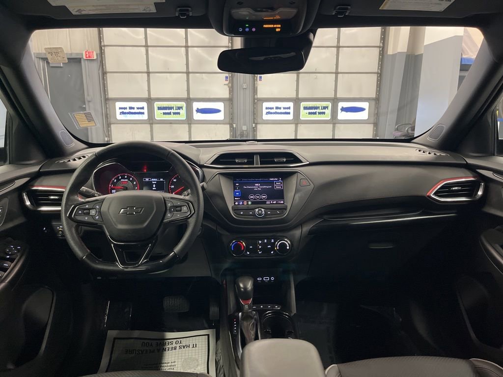 Used 2022 Chevrolet TrailBlazer RS image 29