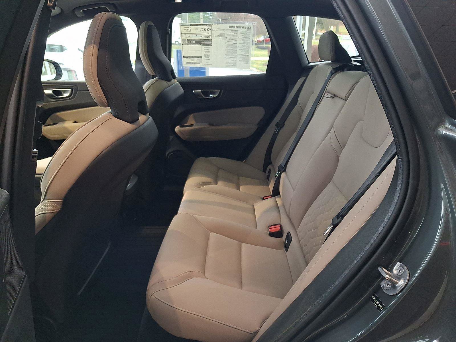 Certified 2026 Volvo XC60 B5 Core w/ Protection Package Premier image 8