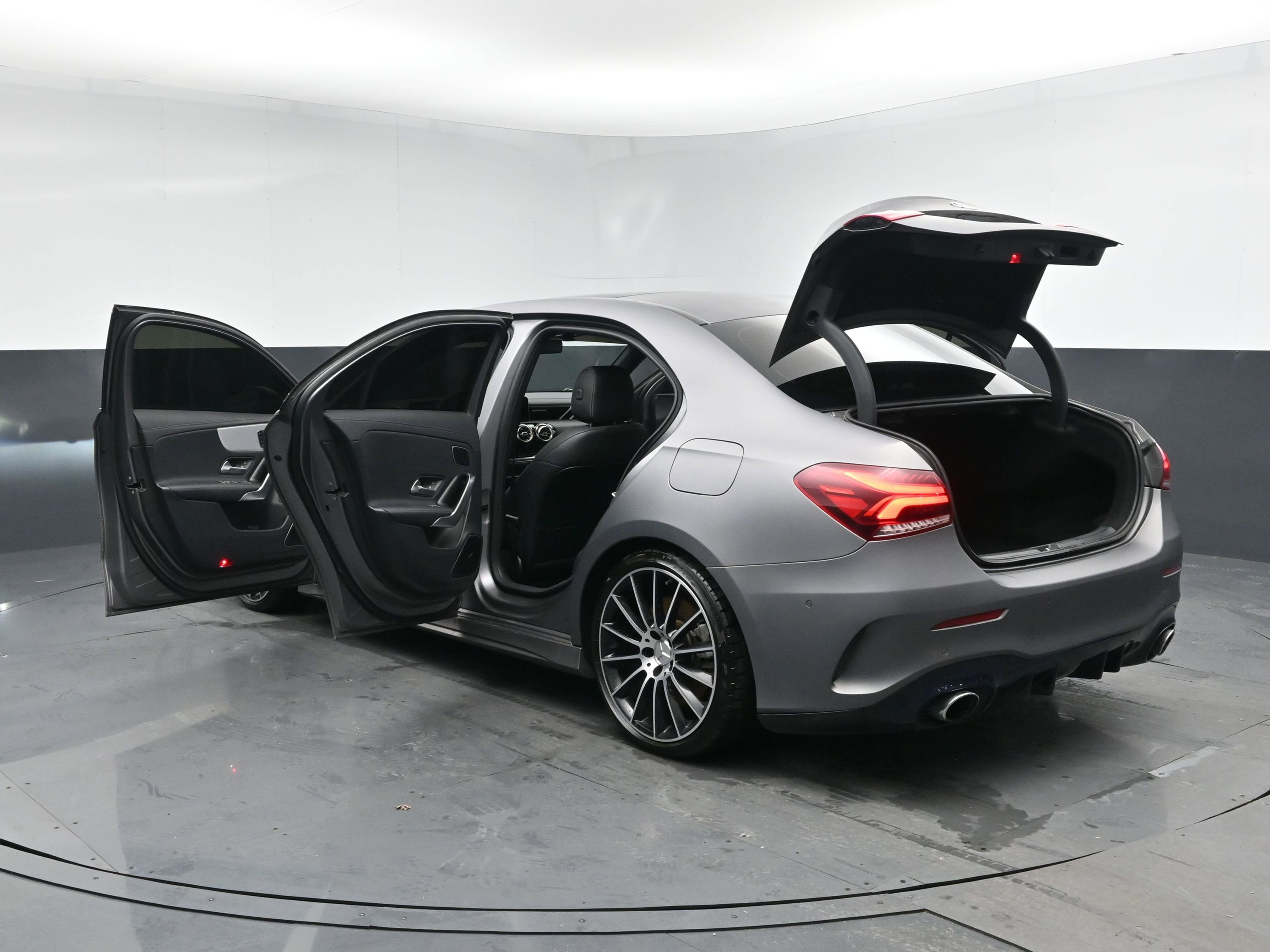 Used 2020 Mercedes-Benz A 35 AMG 4MATIC image 30