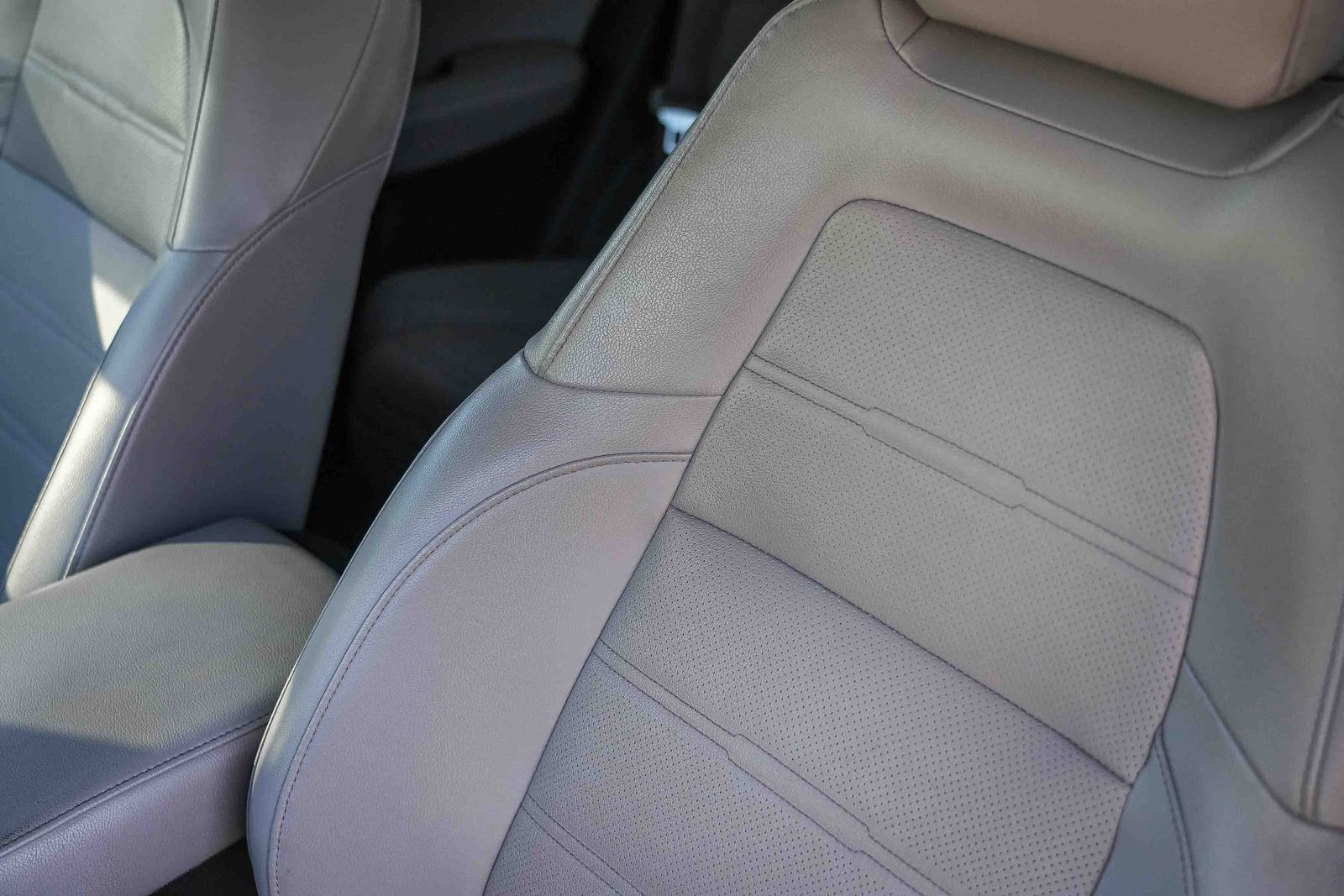 Used 2019 Honda CR-V Touring image 31
