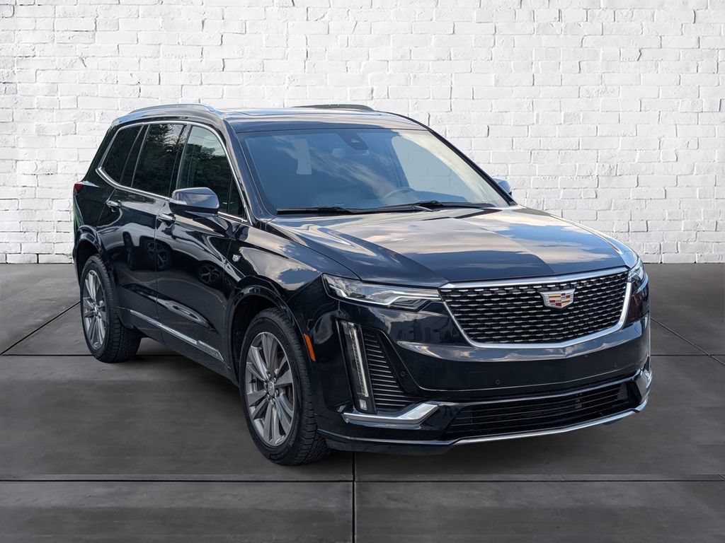 Used 2021 Cadillac XT6 Premium Luxury AWD/4WD image 2