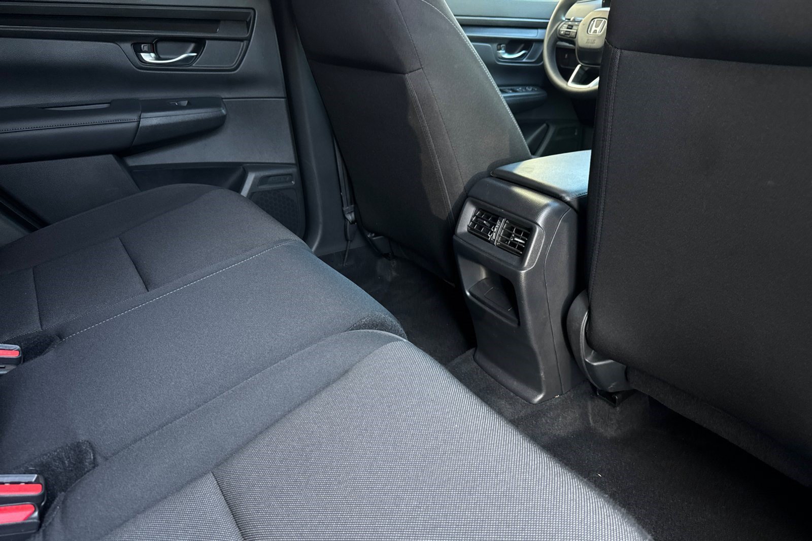 Used 2024 Honda CR-V LX image 31