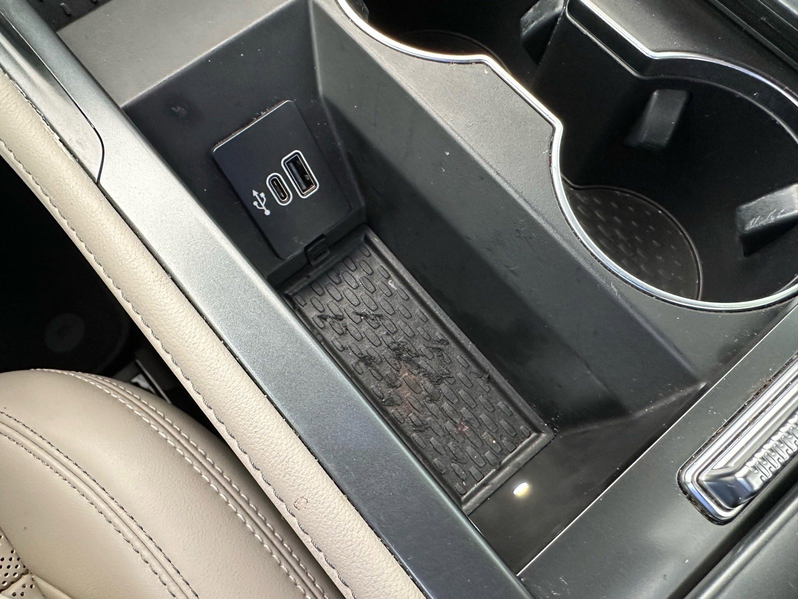 Used 2024 Lincoln Nautilus Reserve w/ Equipment Group 202A AWD/4WD image 39