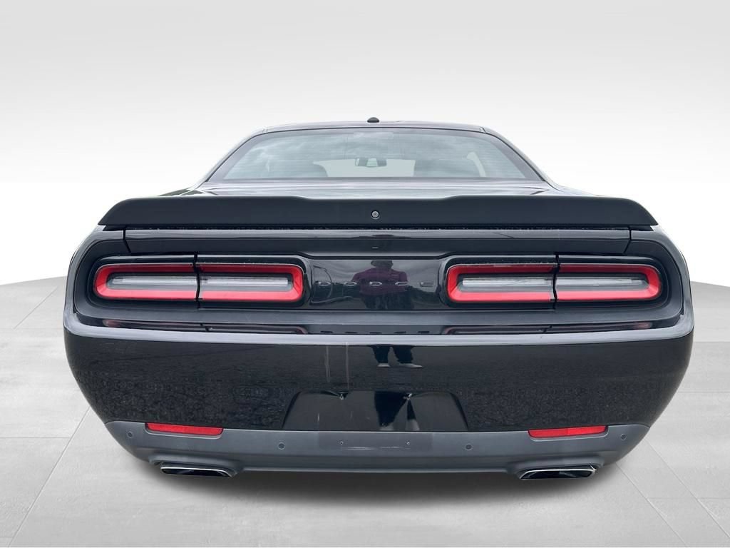 Used 2020 Dodge Challenger R/T w/ Blacktop Package RWD image 37