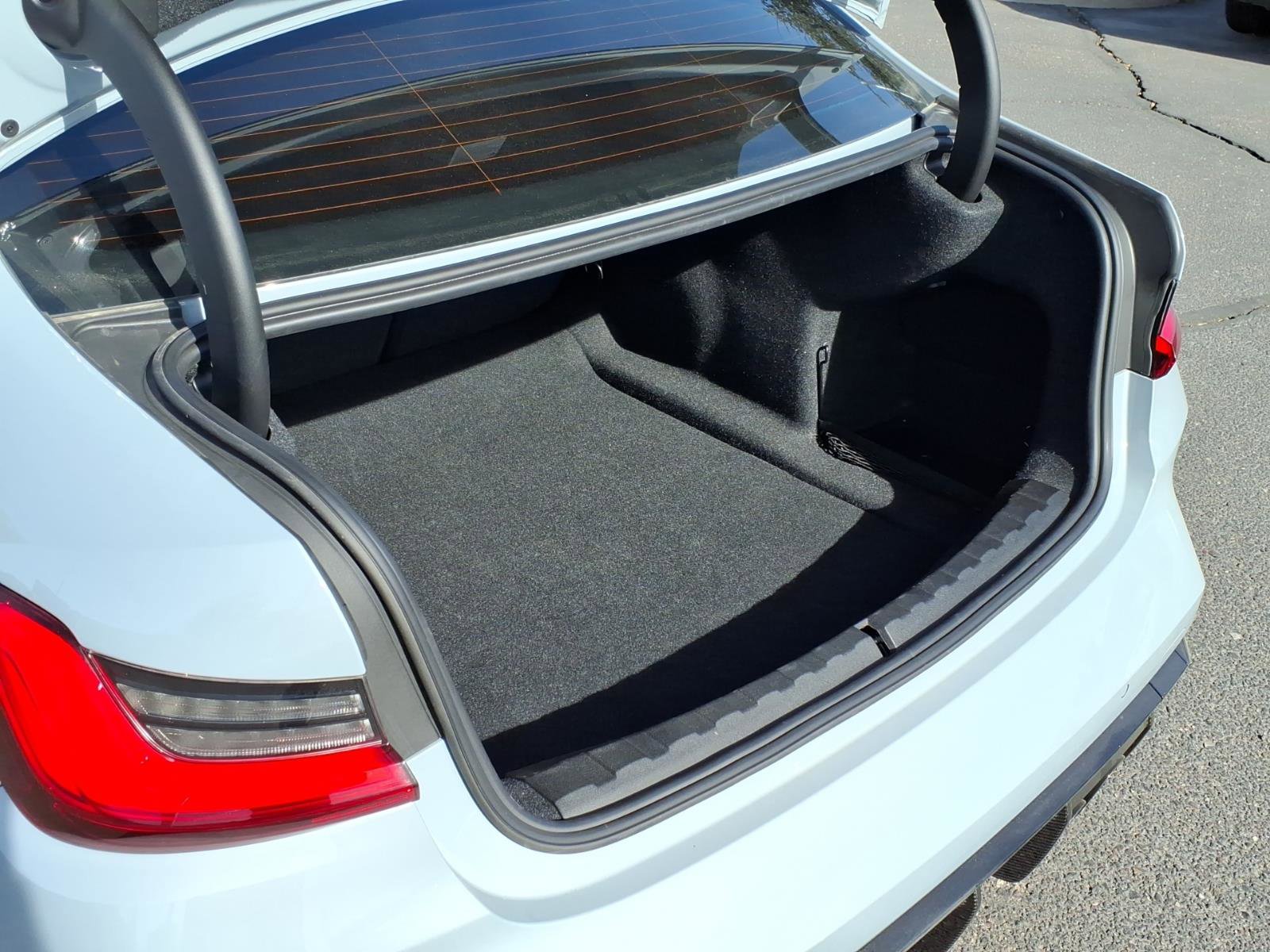 Used 2021 BMW M3 w/ M Carbon Exterior Package RWD image 11