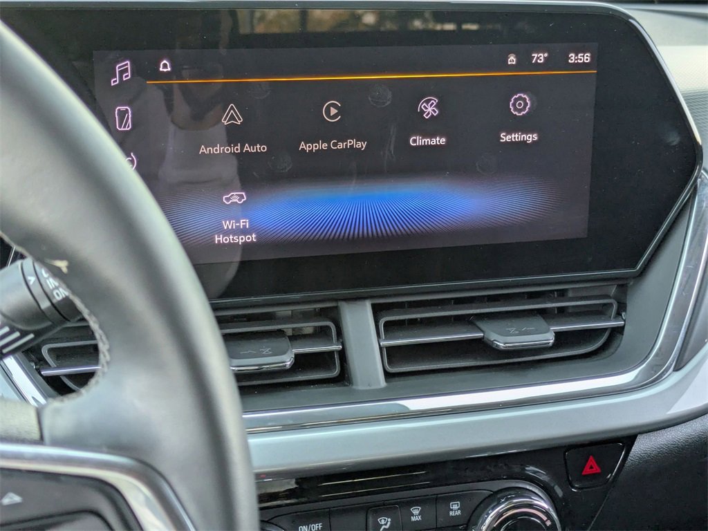 Used 2025 Chevrolet Trax LT w/ LT Convenience Package image 21