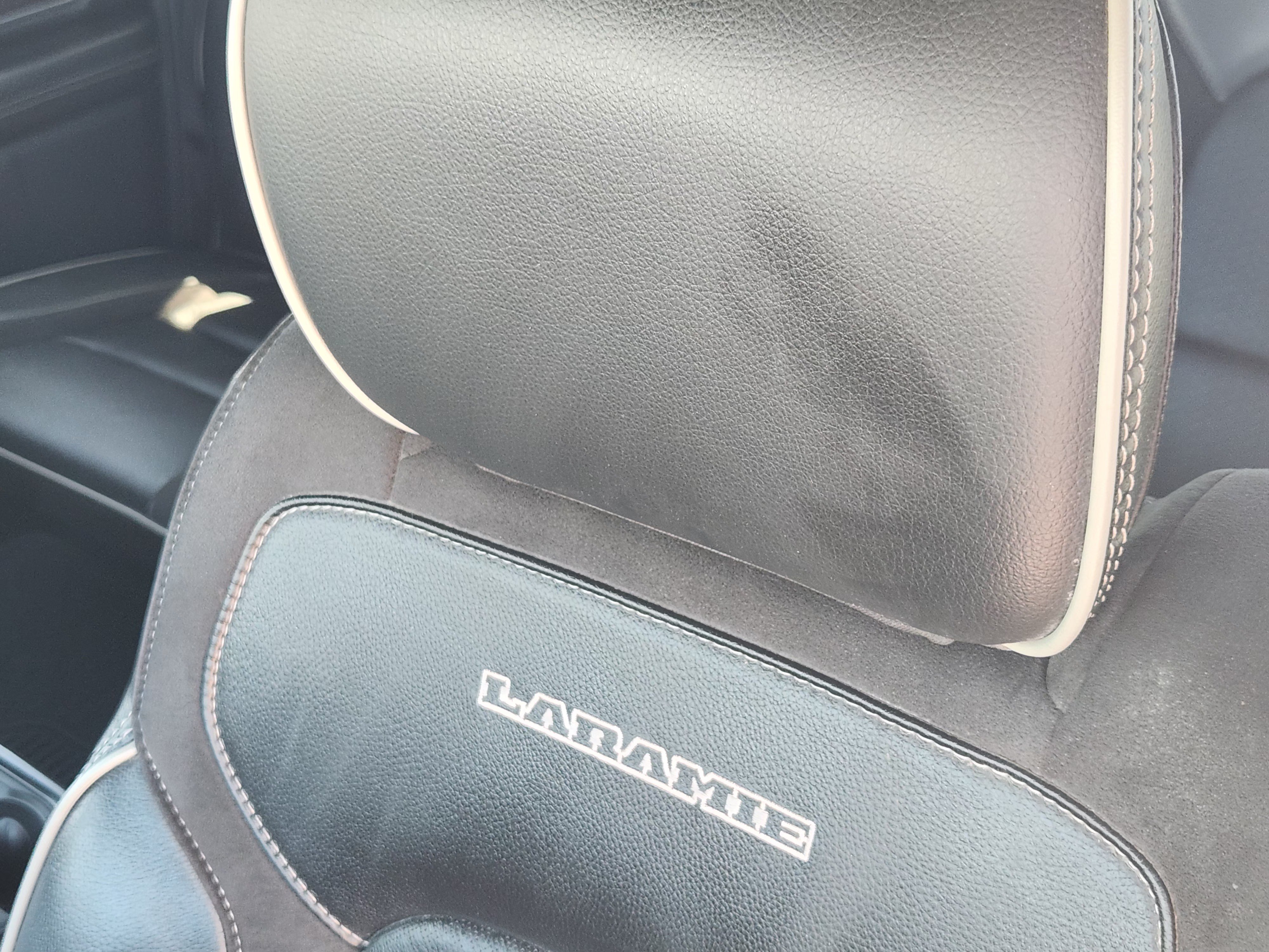 Used 2023 RAM 1500 Laramie AWD/4WD image 16