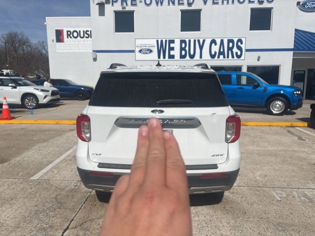 Used 2021 Ford Explorer XLT w/ Equipment Group 202A image 12