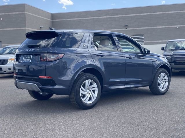 Used 2025 Land Rover Discovery Sport S image 17