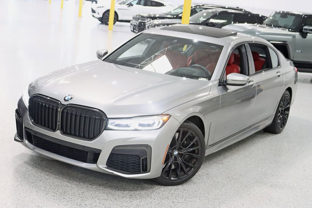 Used 2022 BMW 750i xDrive w/ Executive Package AWD/4WD image 4