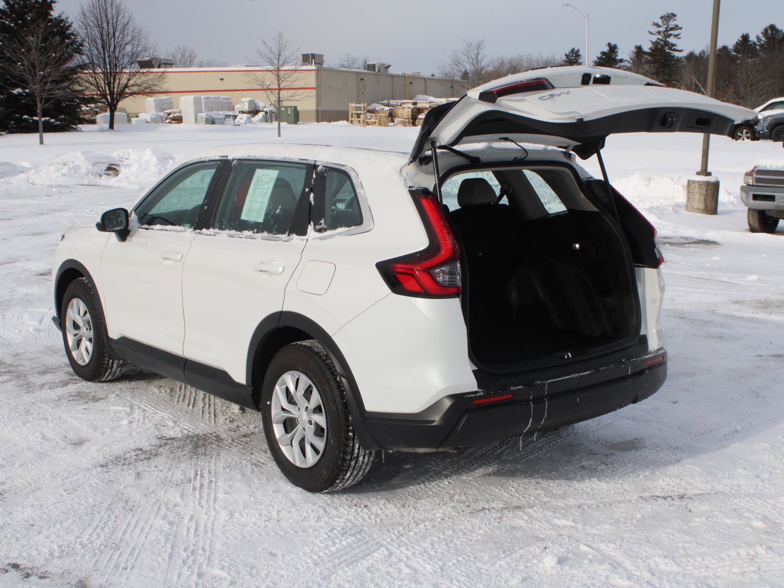 Used 2024 Honda CR-V LX image 7