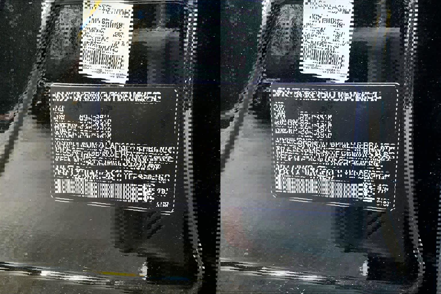 Used 2021 BMW 750i xDrive w/ Luxury Rear Seating Package image 31