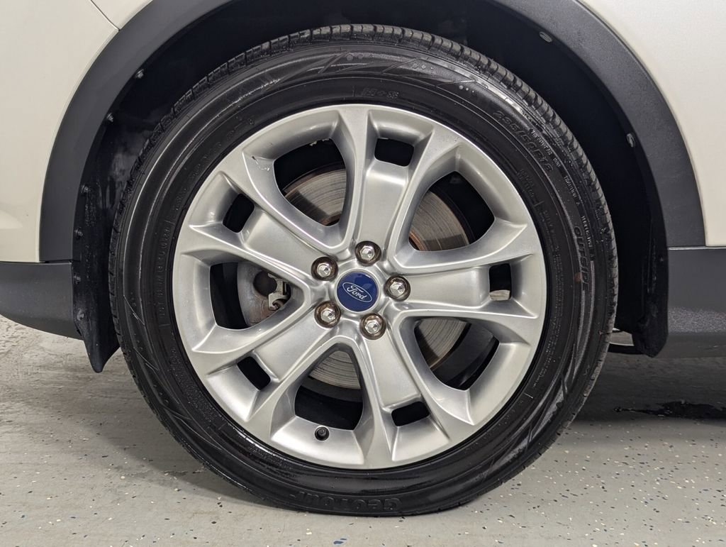 Used 2015 Ford Escape Titanium image 11