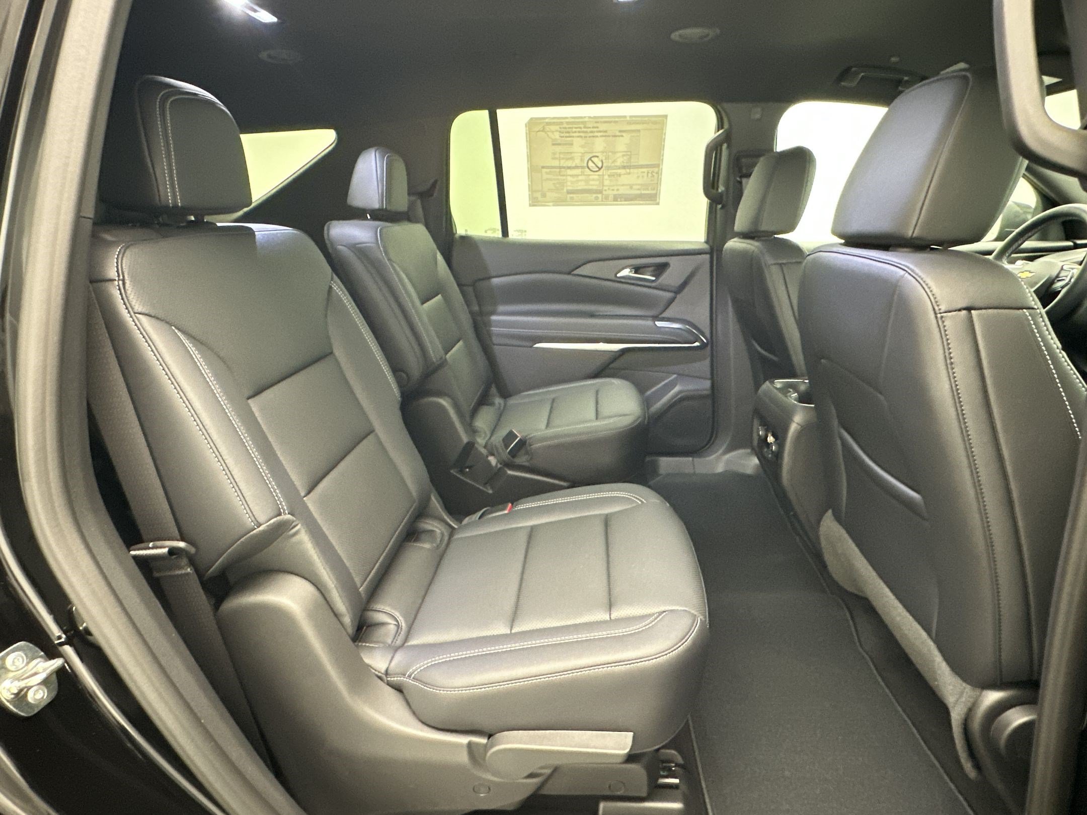 Certified 2026 Chevrolet Traverse LT AWD/4WD image 30