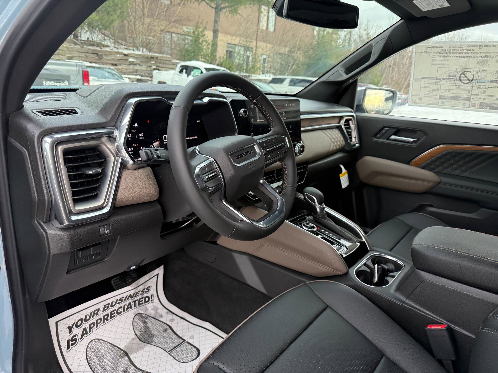 New 2026 GMC Canyon Denali image 13