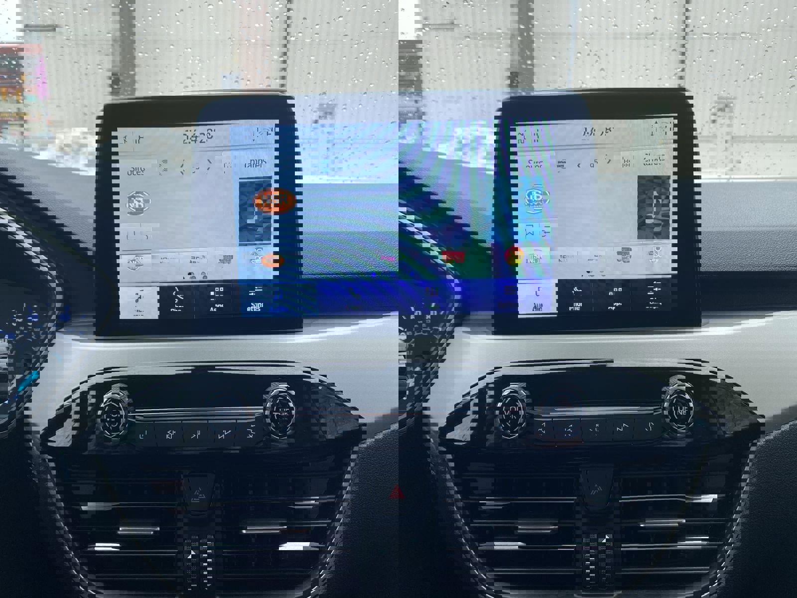 Used 2022 Ford Escape SEL image 5