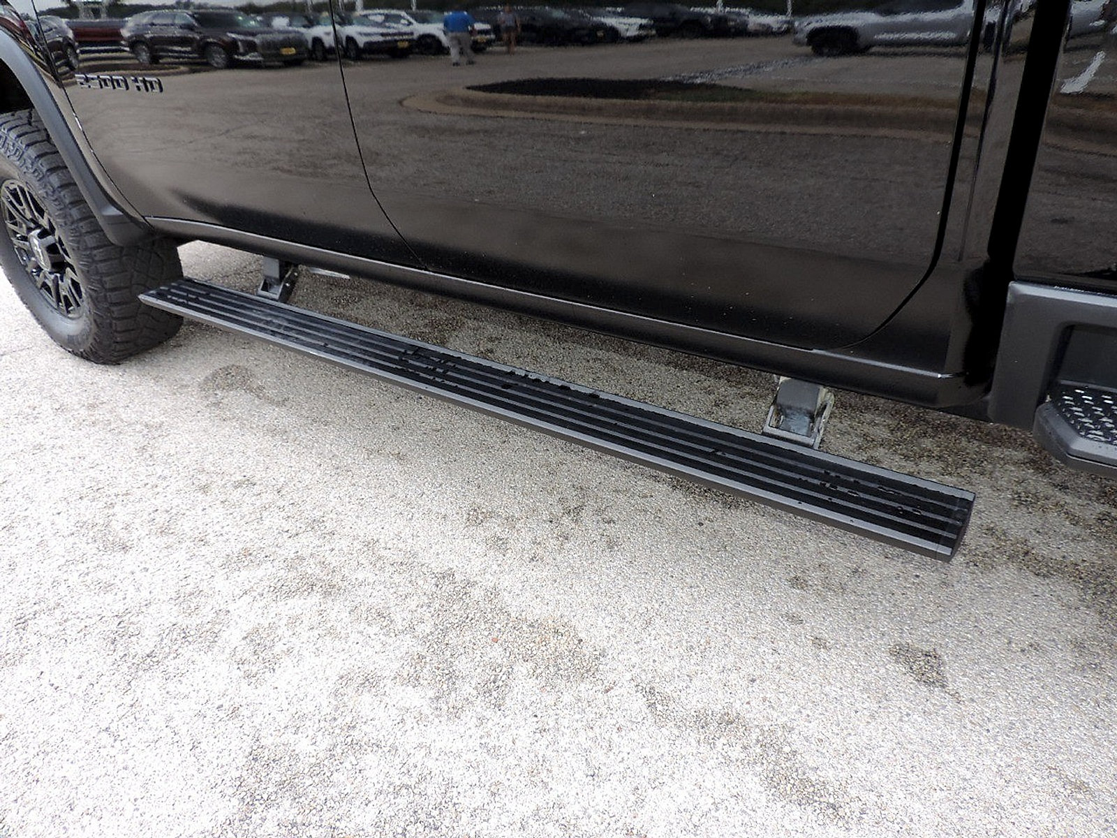 Certified 2026 Chevrolet Silverado 2500 ZR2 w/ LPO, Dark Essentials Package AWD/4WD image 22
