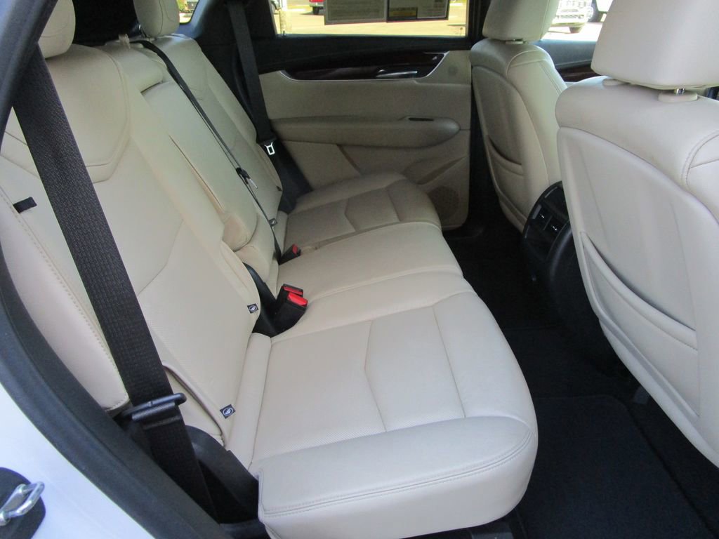Used 2019 Cadillac XT5 Luxury image 21