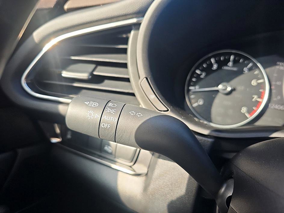 Used 2022 MAZDA CX-30 AWD 2.5 S w/ Premium Package image 20