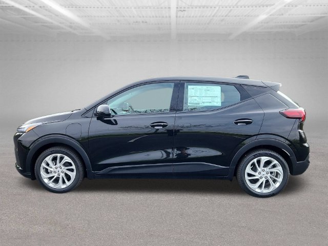 New 2027 Chevrolet Bolt LT w/ Comfort Package FWD image 4